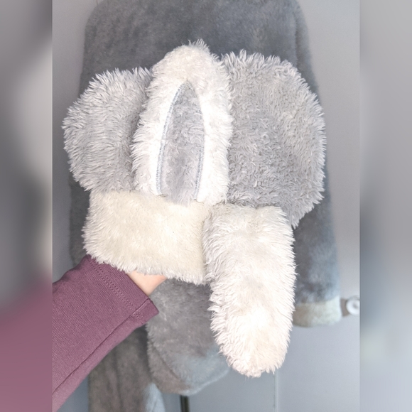 2 piece Rabbit Pajama + Socks - Picture 5 of 8